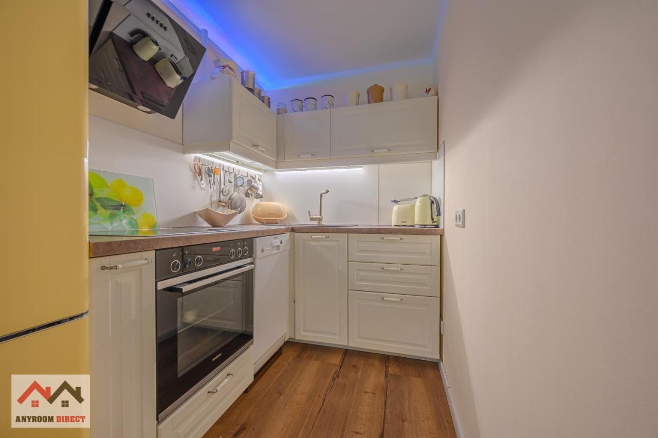 Anyroomdirect Private Apartments Near Hannover Exhibition Room Agency Buitenkant foto