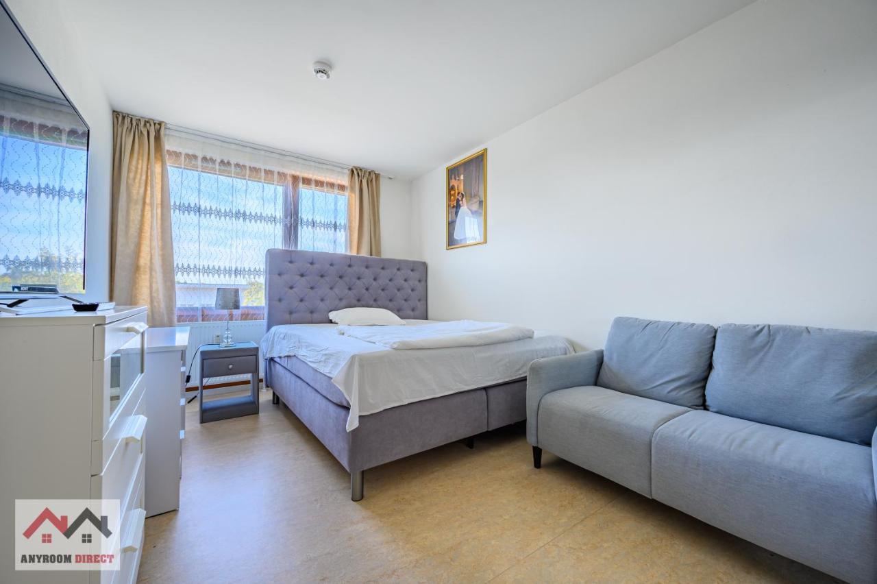 Anyroomdirect Private Apartments Near Hannover Exhibition Room Agency Buitenkant foto