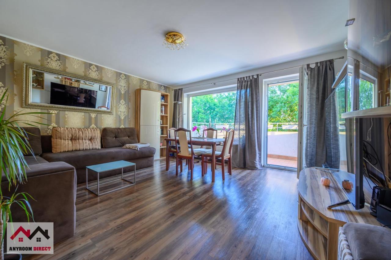 Anyroomdirect Private Apartments Near Hannover Exhibition Room Agency Buitenkant foto