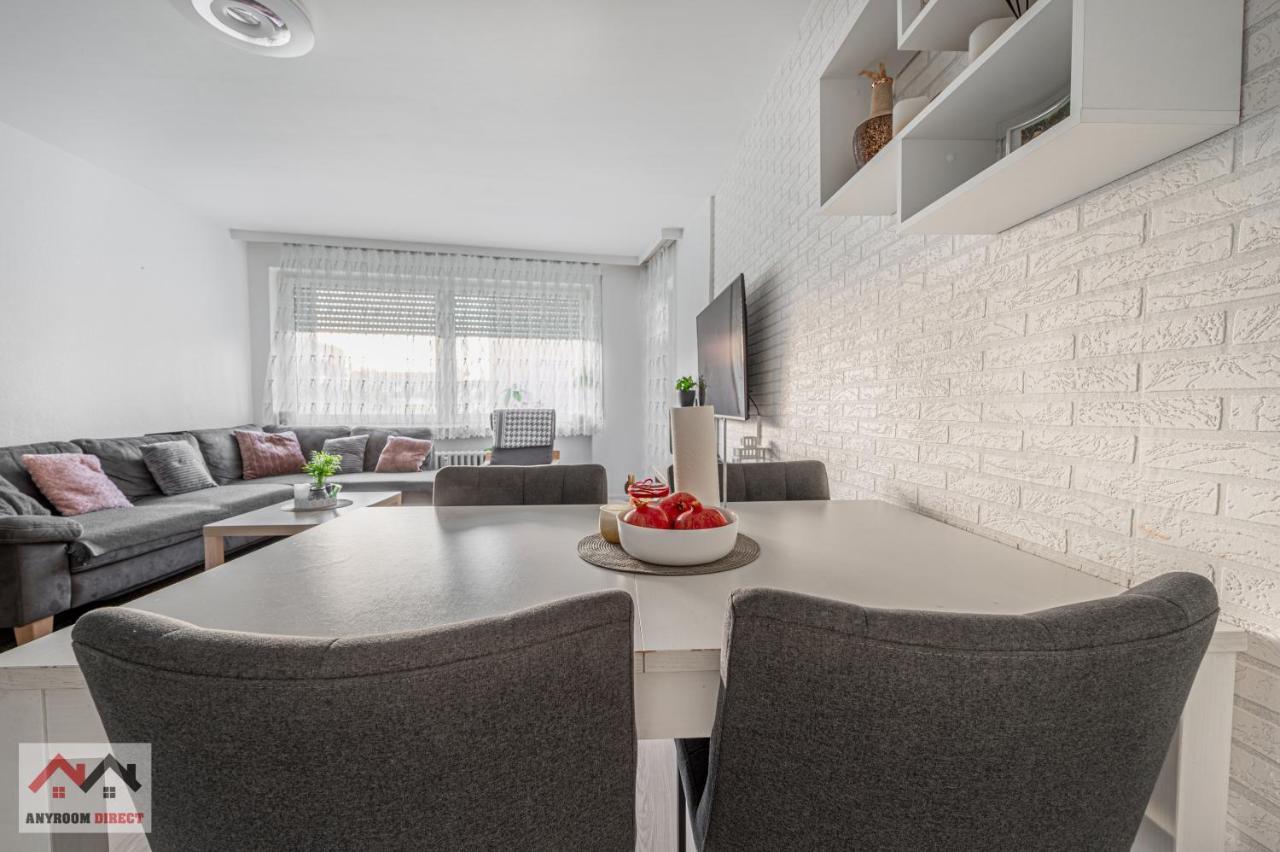 Anyroomdirect Private Apartments Near Hannover Exhibition Room Agency Buitenkant foto